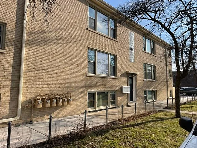 2 bed, 800 sqft, $1,900 — Photo 4