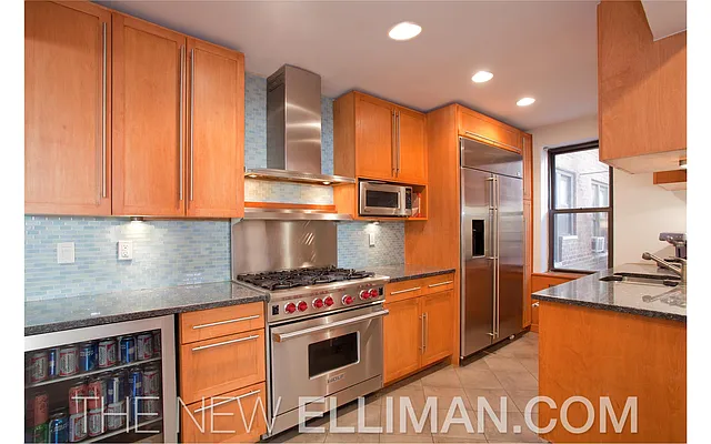 Sold by Douglas Elliman | media 8