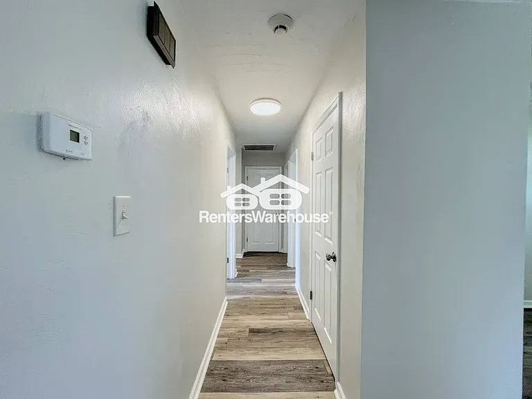 2912 Doris Ave — Photo 11