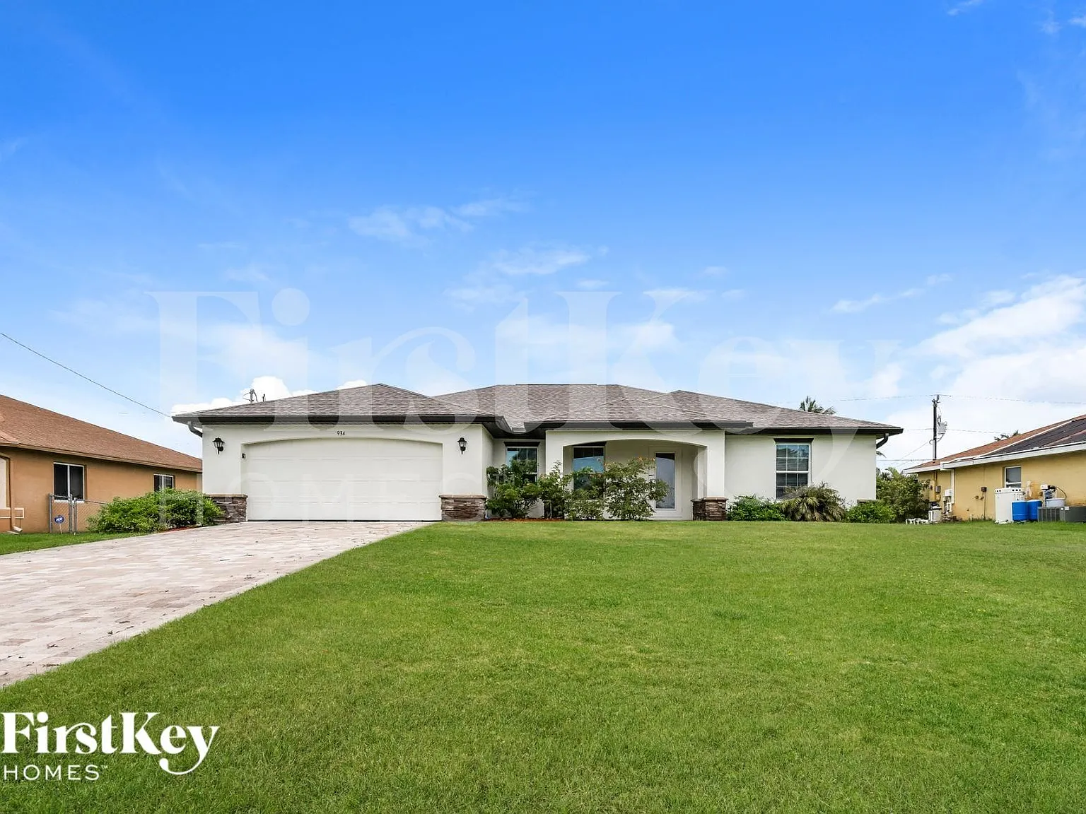 4 bed, 2.0 bath, 1828 sqft, $2,590 — Photo 1