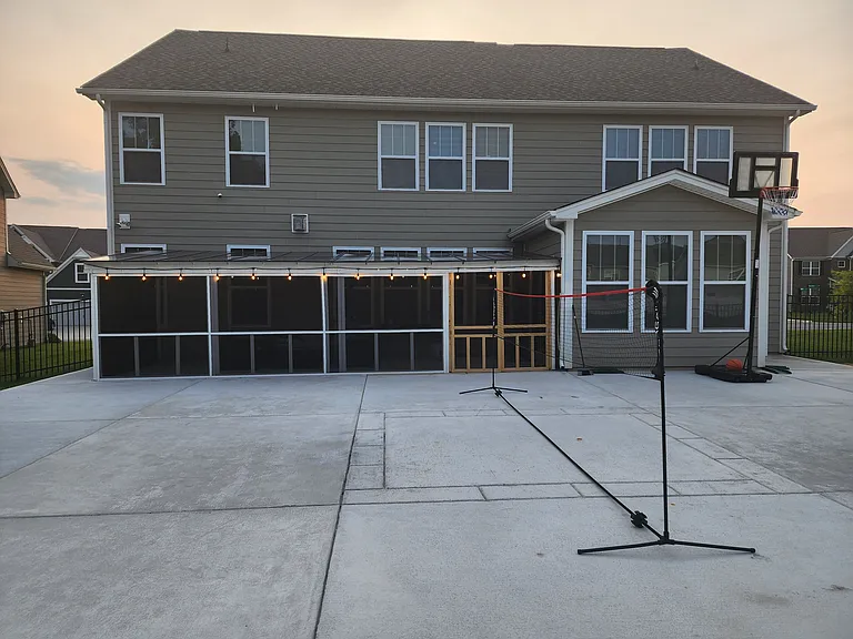 9282 Vecchio Dr — Photo 37