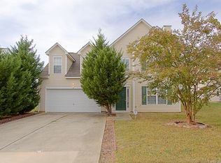 623 Finborough Ct, Charlotte, NC 28214