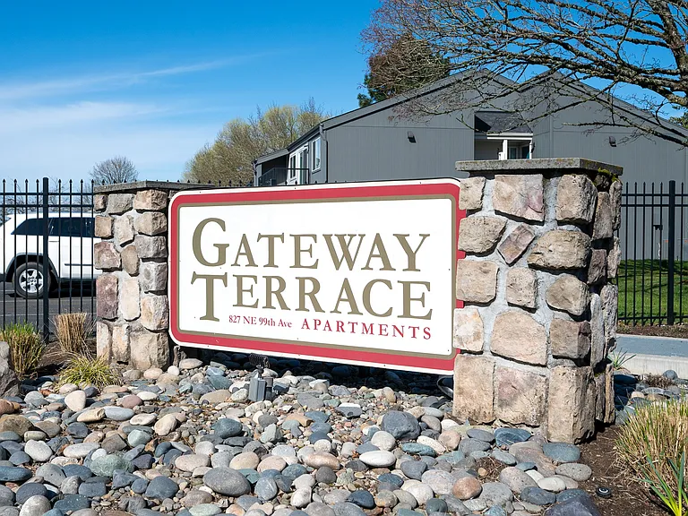 Gateway Terrace — Photo 28