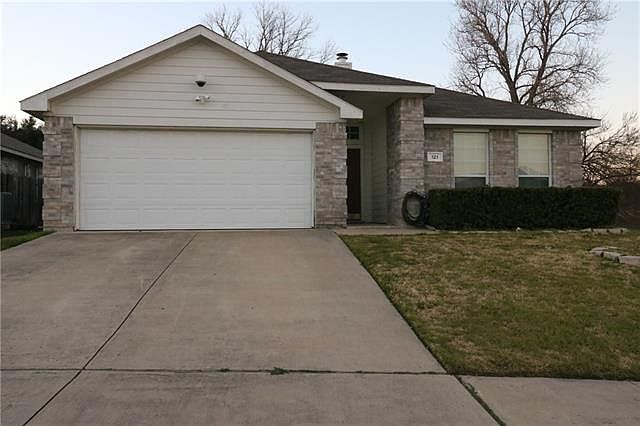 1st image of 121 Havenwood Ln