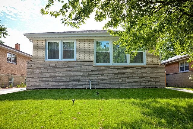 1st image of 9054 Parkside Ave