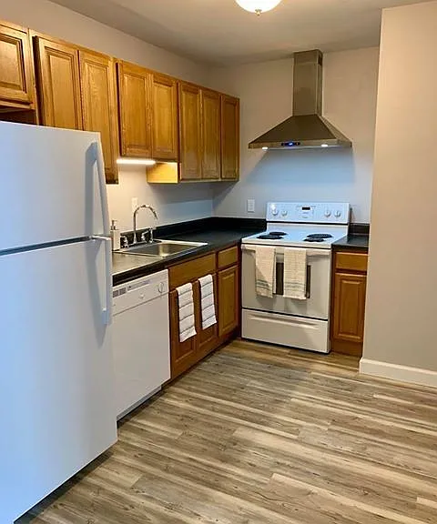 Stoneview Homes — Photo 55