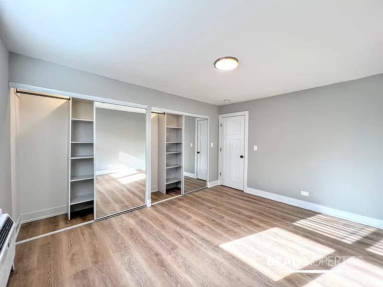 452 W Oakdale — Photo 36