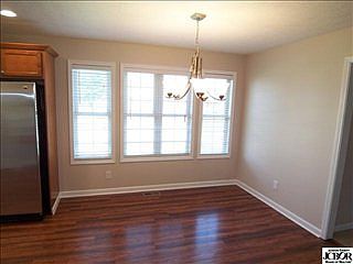 3rd image of 123 Bayberry Dr