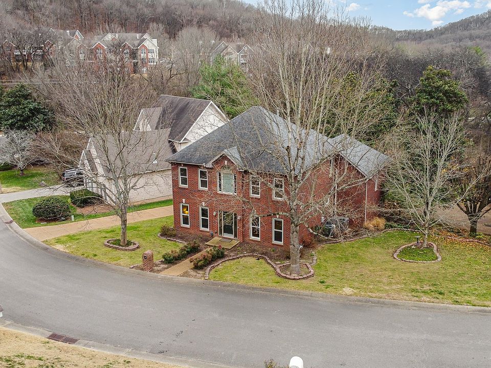 1st image of 2705 N Highlands Dr
