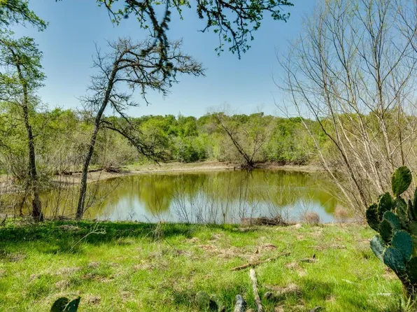 185 Settlers Trl, Elgin, TX 78621