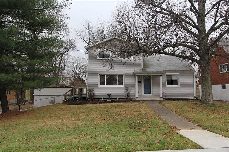 1st image of 3683 Lakewood Dr