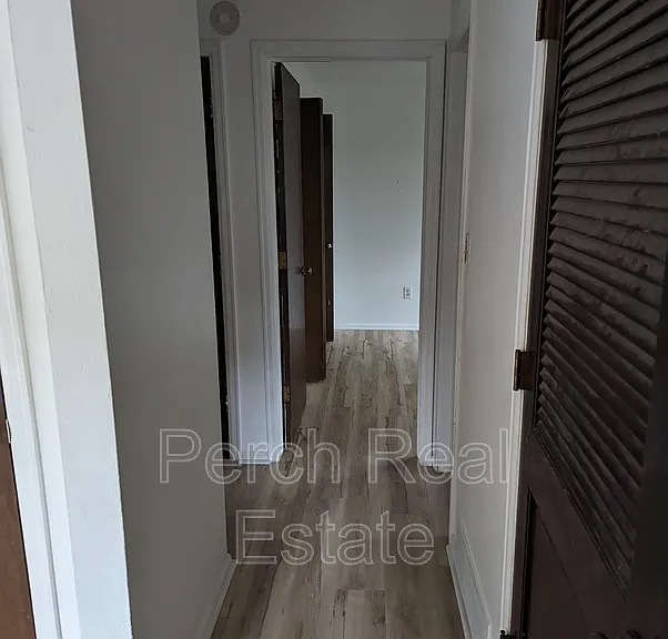 16506 E 13th Ave — Photo 6