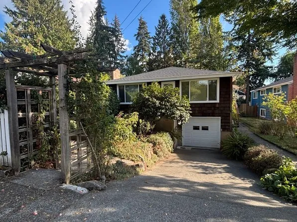 6524 26th Ave NE #A, Seattle, WA 98115