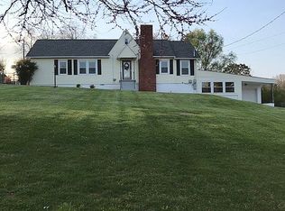 212 Midway Dr, Bristol, TN 37620