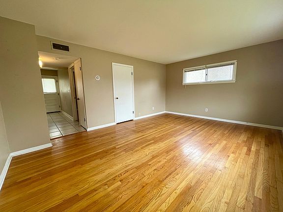 4th image of 9501 W Capitol Dr #2