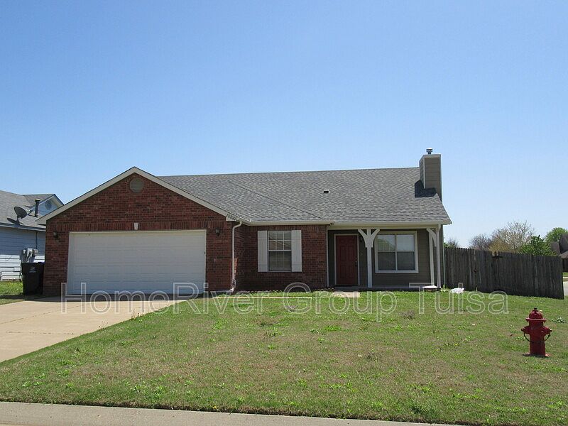 1st image of 20200 E 42nd Pl S