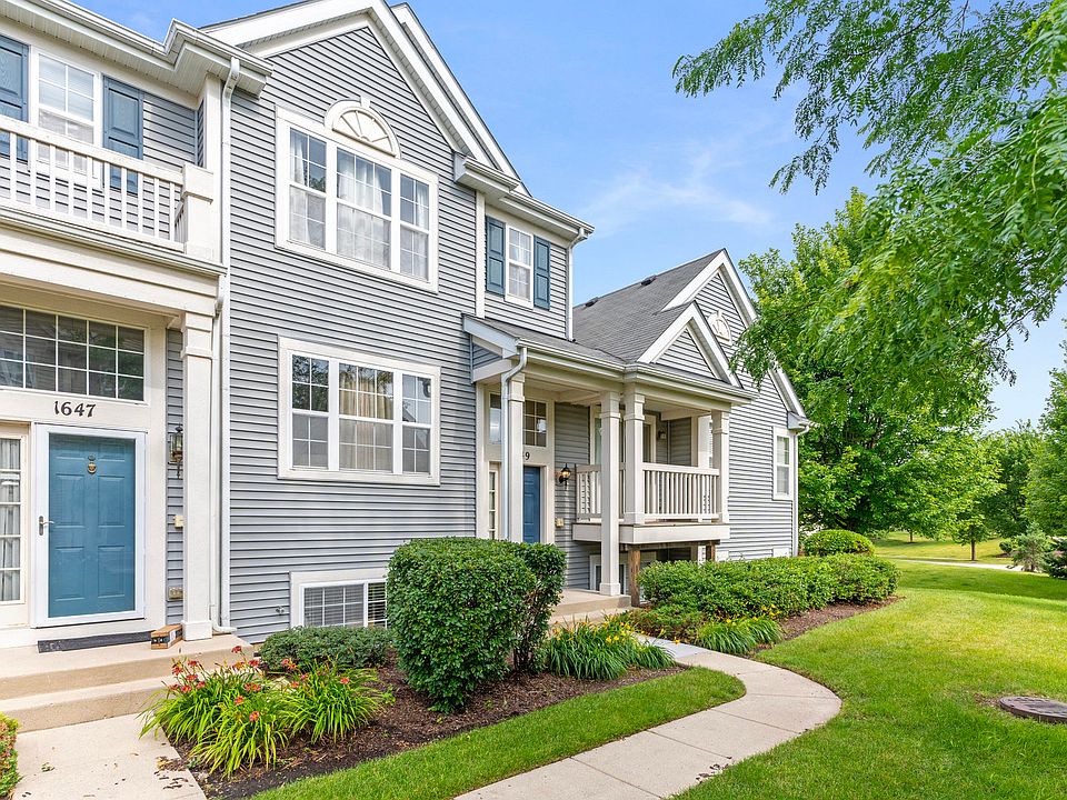 2nd image of 1649 Sandcastle Ln
