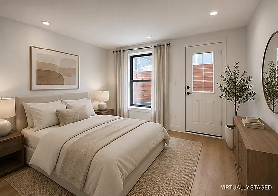 Bedroom, photo 2