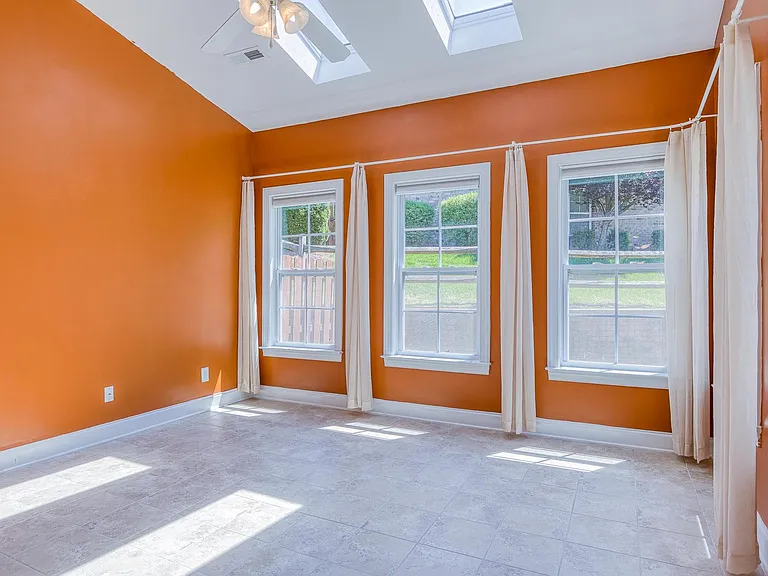 5015 Wyngate Village Dr — Photo 31