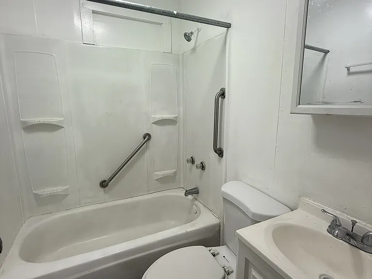 3729 Pine Ave SW — Photo 5