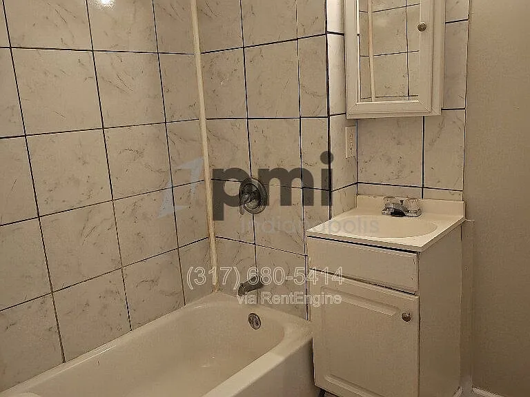 403 Wallace Ave — Photo 7