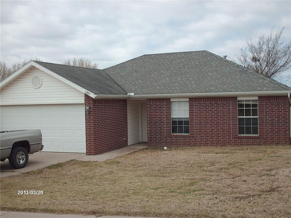 1st image of 1203 S China Berry Ln