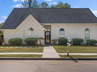 2100 Russet Meadows Ln, Birmingham, AL 35244