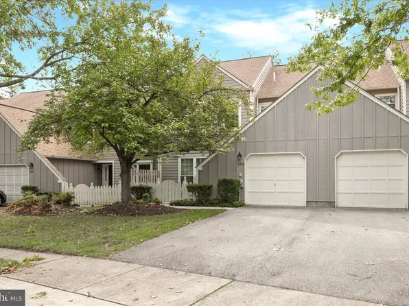 143 Evergreen Ct, Blue Bell, PA 19422