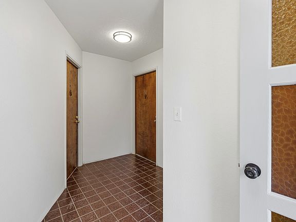 4th image of 114 Falmouth Ct