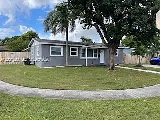 240 N 70th Way — Photo 22
