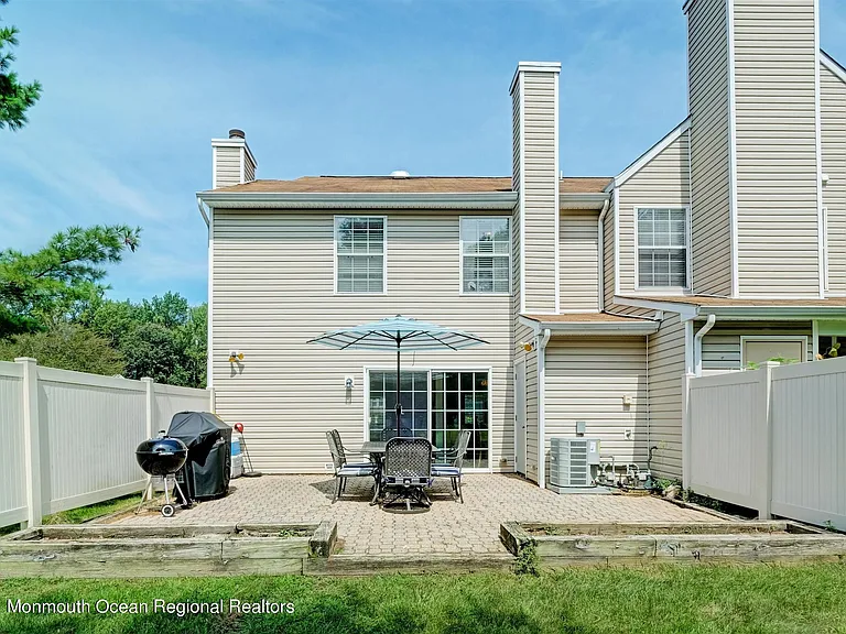 226 Teasdale Pl — Photo 25