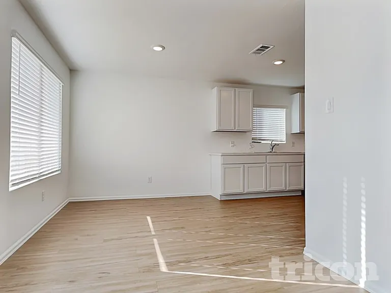 18613 Rosehill Prairie Dr — Photo 5