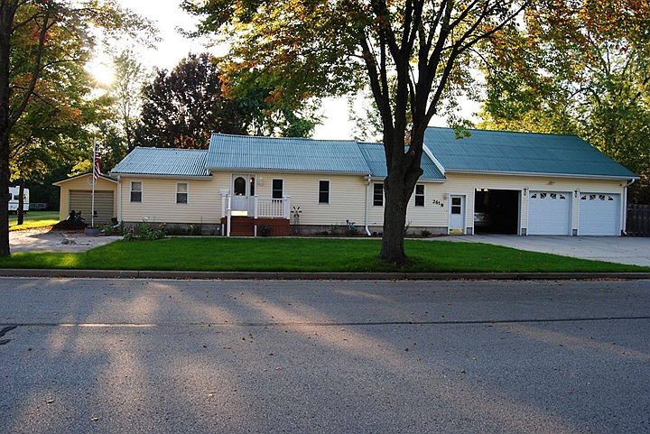 1st image of 261 N Cranberry Ave