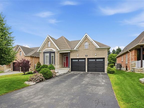 2nd image of 130 Aberfoyle Mill Cres