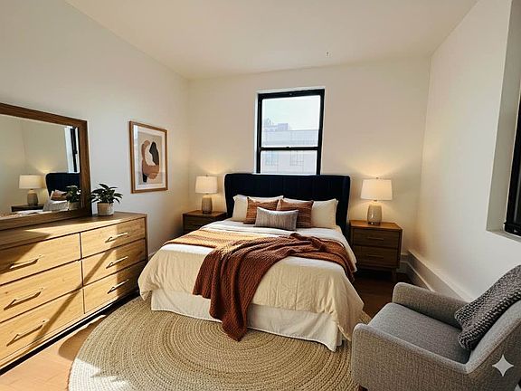 2nd image of 843 Dekalb Ave APT 4B