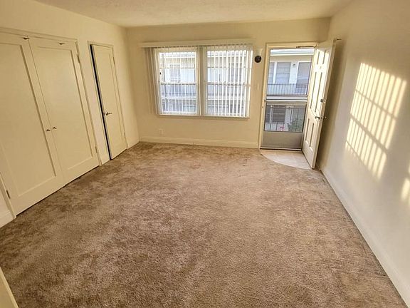 4th image of 1520 E 2nd St APT 215