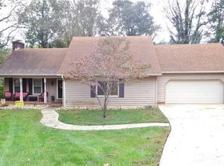6 Riverview Cir, Granite Falls, NC 28630
