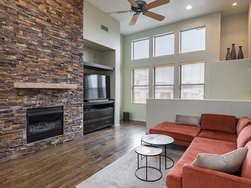 1st image of 15221 N Clubgate Dr Unit 2017