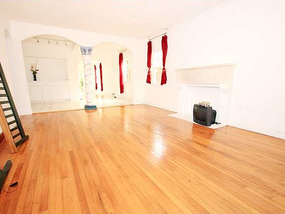 2nd image of 4539 Royal Palm Ave