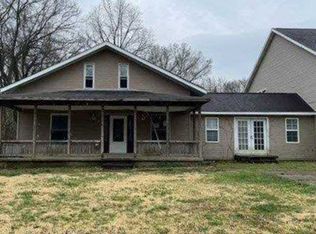 323 E 6th St, Mount Carmel, IL 62863