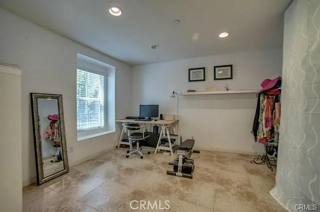 1422 Mayfield Way — Photo 16