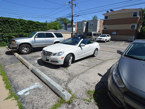 5th image of 7921 Niles Ave #1N