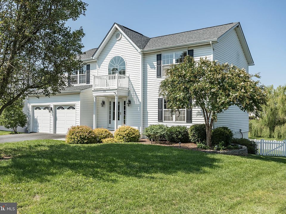 1st image of 104 Appomattox Dr