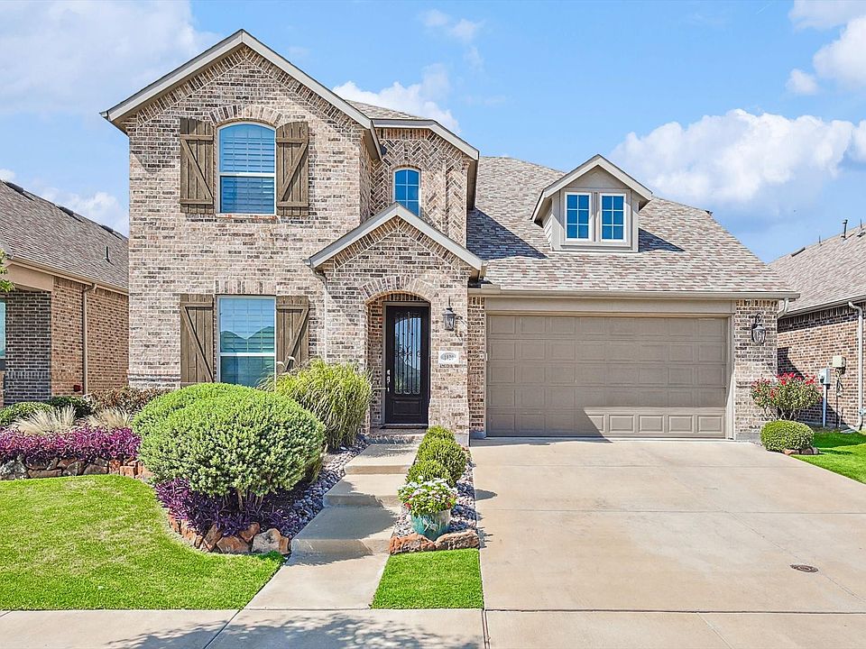 1st image of 1820 Harrier Ln