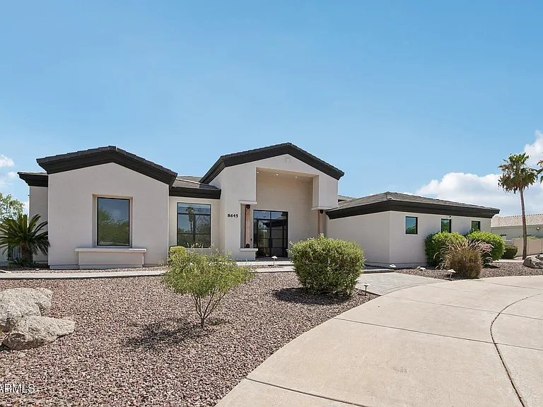 8645 E Wood Dr — Photo 6