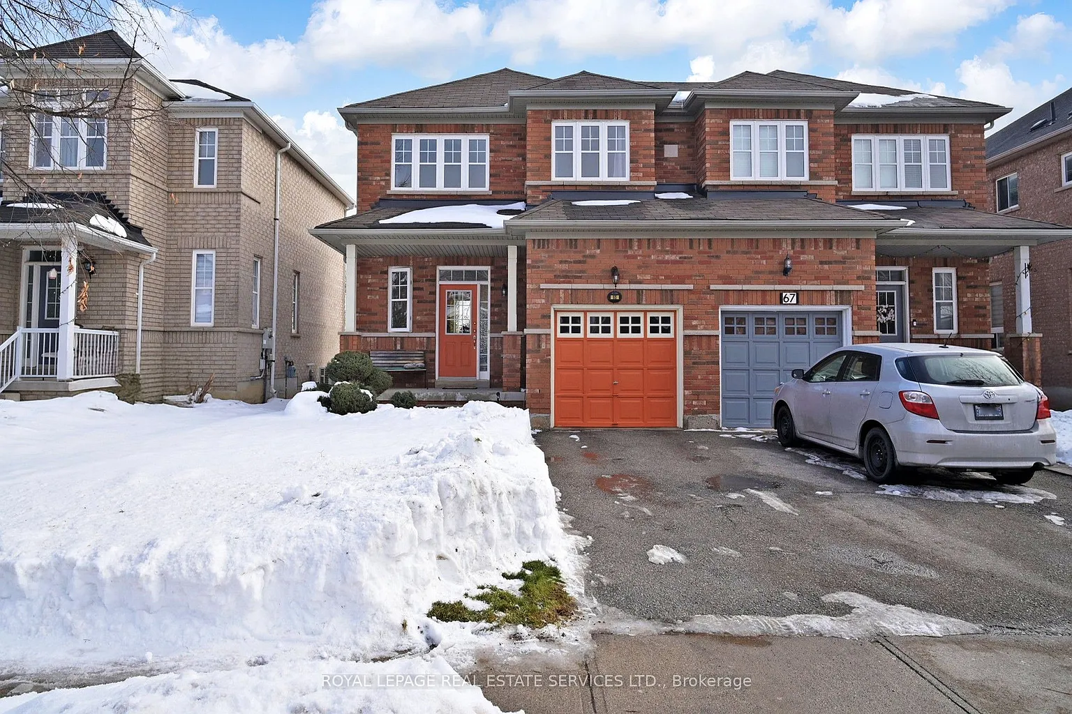 65 Ashdale Rd photo 1
