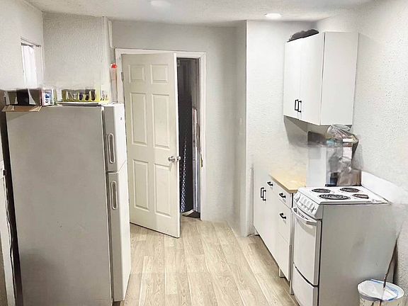 5th image of 1399 Belcher Rd S #112