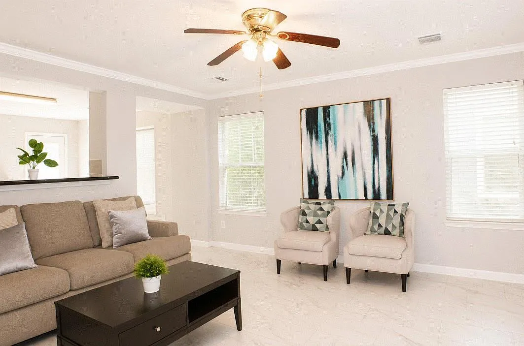 3 bed, 2.0 bath, 1600 sqft, $1,950 — Photo 4