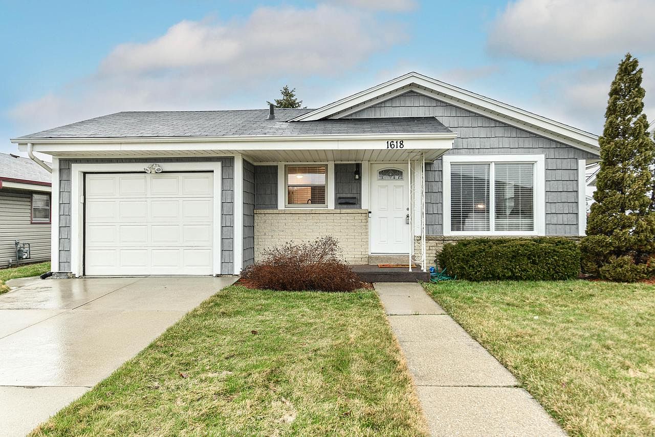 1618 Crab Tree LANE, Racine, WI 53406 Zillow