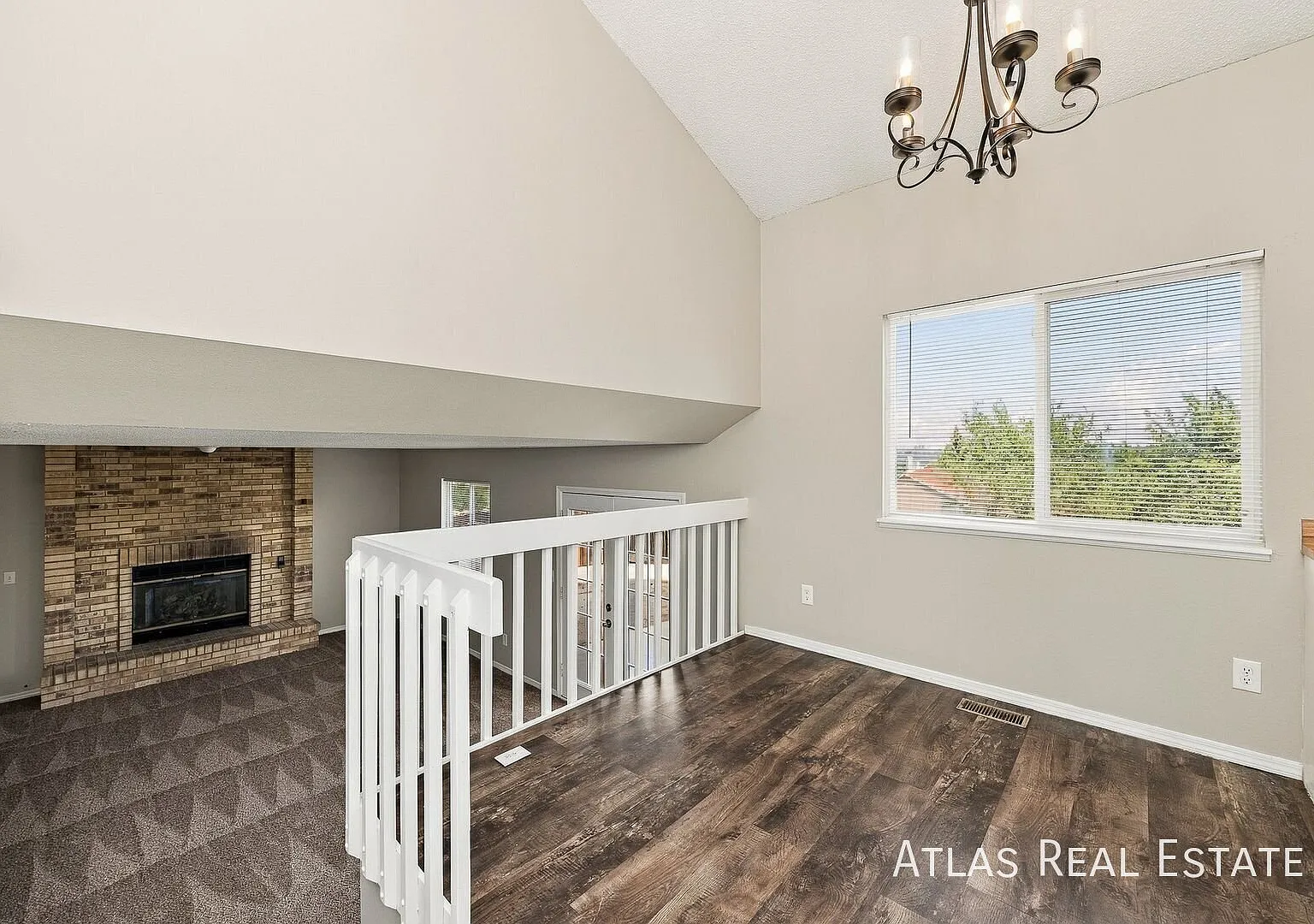 Available Now! || Beautiful 3 Bedroom 2 Bath Home Off Powers & Constitution! Free 55" Tv If Moved... — Photo 3